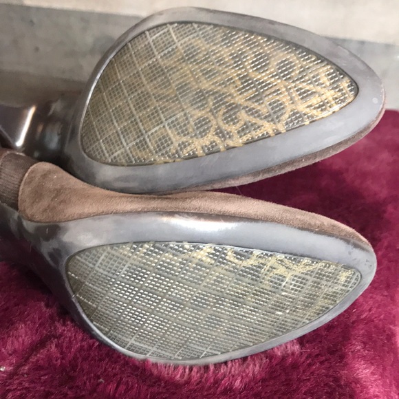 Calvin Klein size 7 brown suede leather heels - Picture 6 of 8